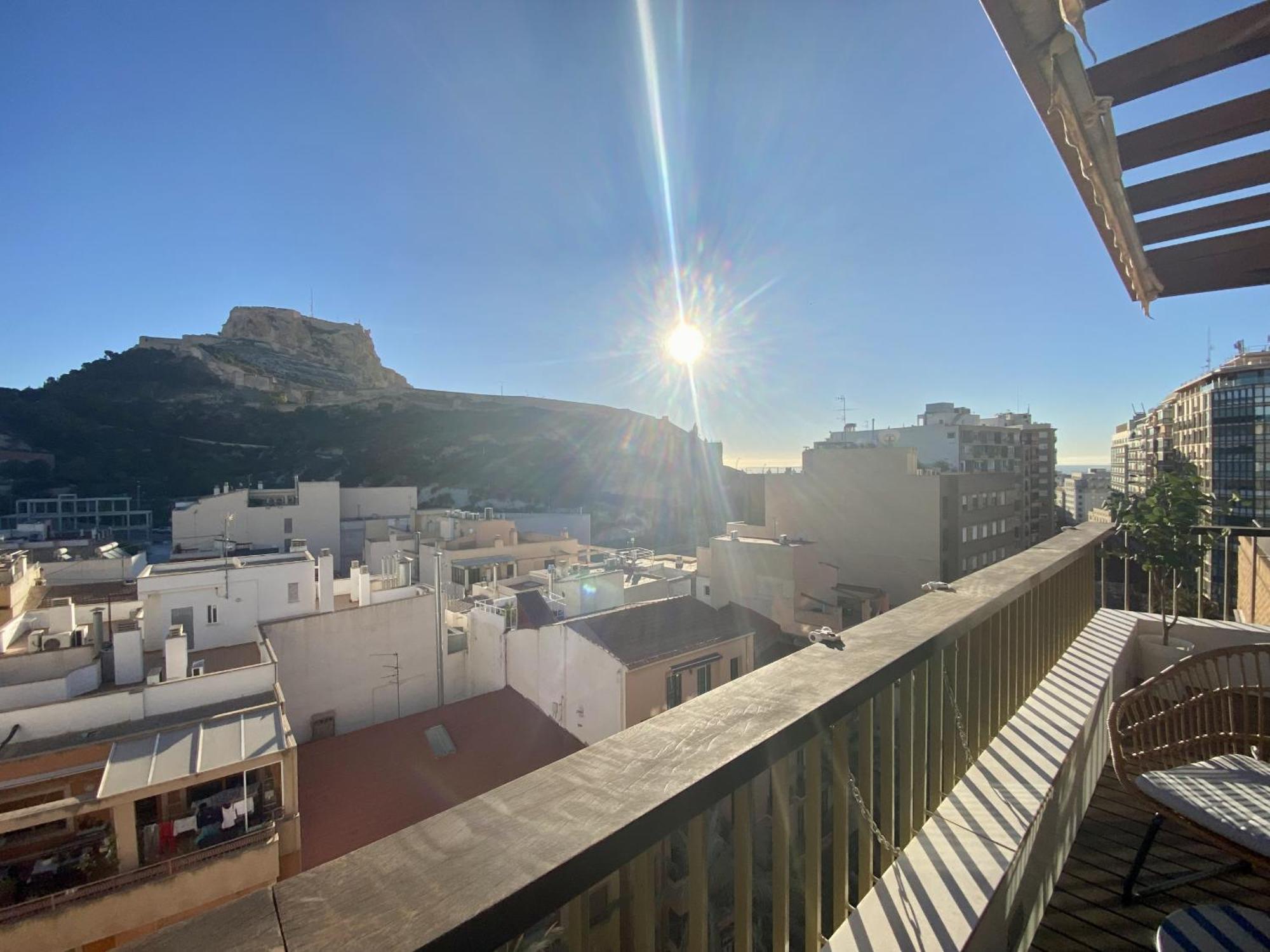 Apartment Penthouse With Castle View